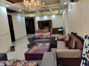 Divine India Service Apartment 3Bhk,J-171 Saket